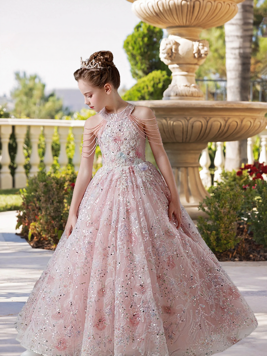 Halter Cold Shoulder Floor-Length Lace/Tulle/Sequins Ball Gown/Princess With Appliques/Beads Gidiondress
