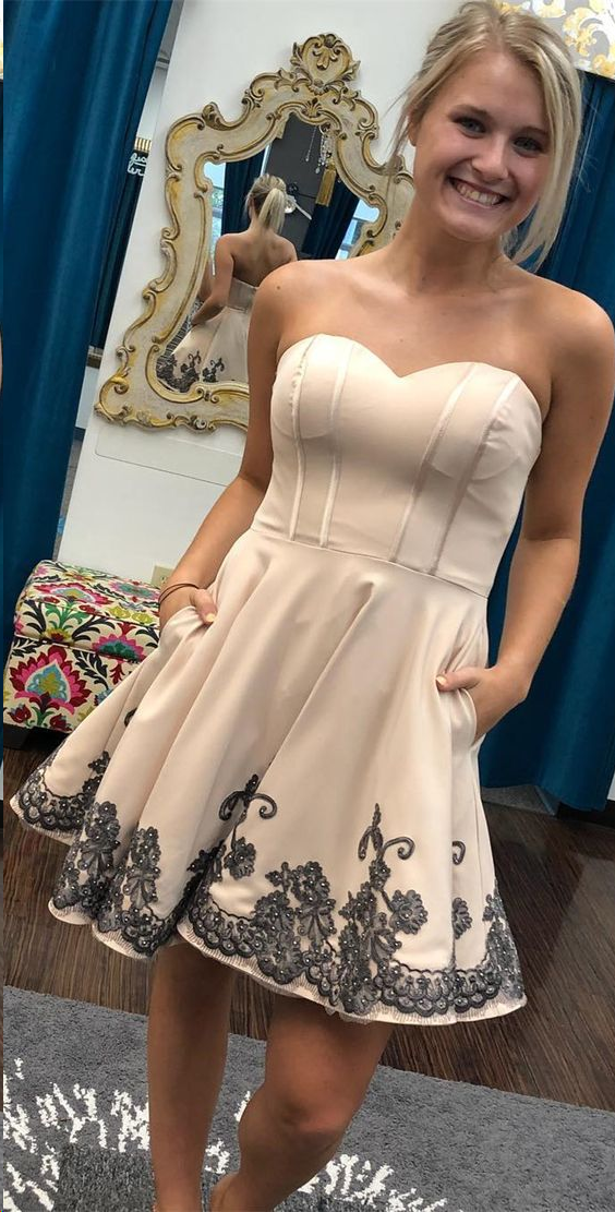 Simple Homecoming Dresses Aline Black Appliques Short Prom Dress Cheap Party Dress Homecoming Dress BabaMila