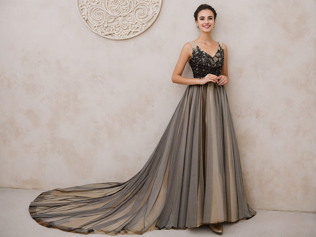 Ball Gown Tulle V-Neck Sleeveless Wedding Dresses with Appliques/Beading BabaMila