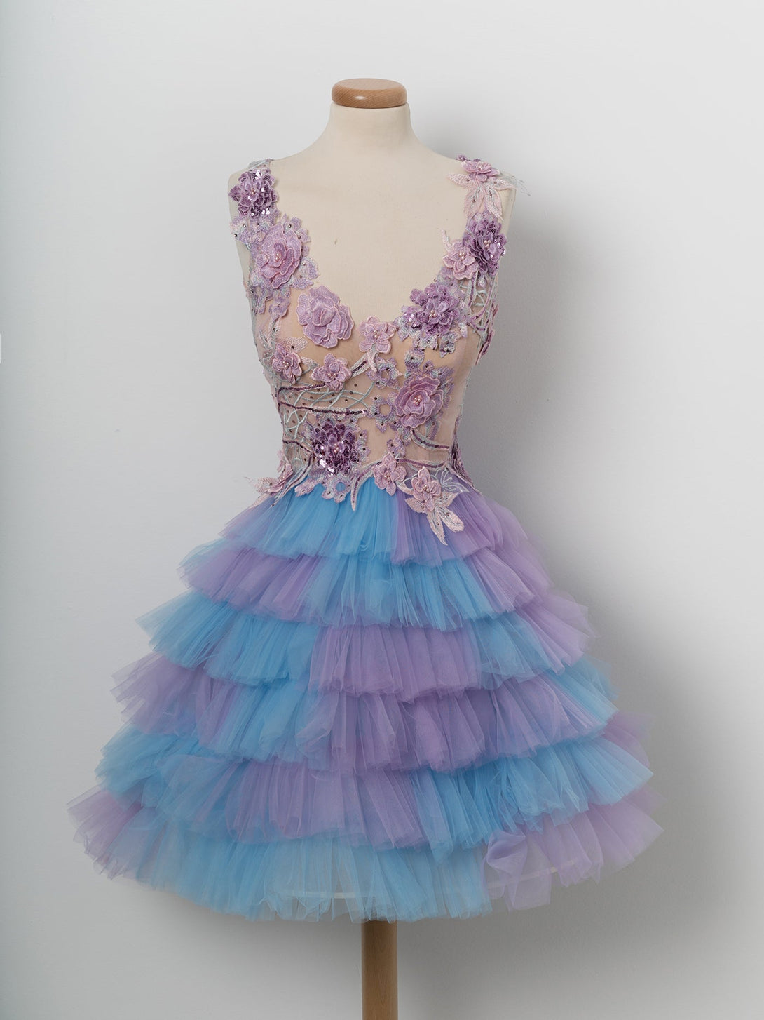 Lace Homecoming Dresses Aline V-neck Cute Short Prom Dress Vintage Party Dress Homecoming Dress BabaMila
