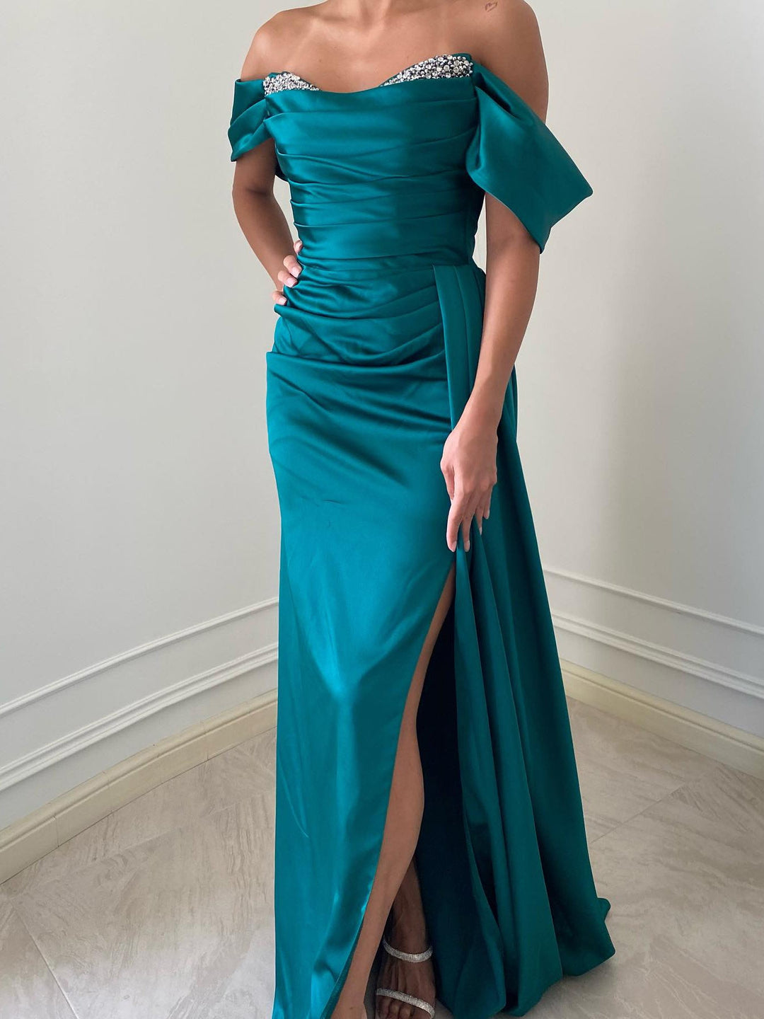 Sheath/Column Off-the-Shoulder Floor-length Long Dresses With Split Side/Beading BabaMila