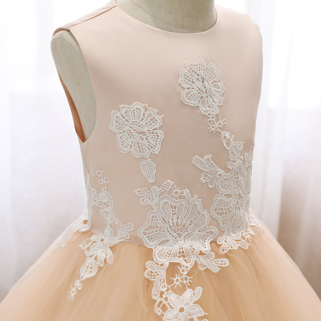 Boat Neck Sleeveless Tea-Length Lace/Satin/Tulle Holiday＆Christmas Dresses With Appliques Gidiondress