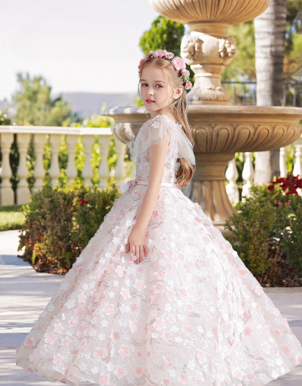 Exquisite V-Neck Flutter Straps Floor-Length Satin/Lace/Tulle Girls Birthday Dresses With Belt/Appliques/3D Flower Gidiondress