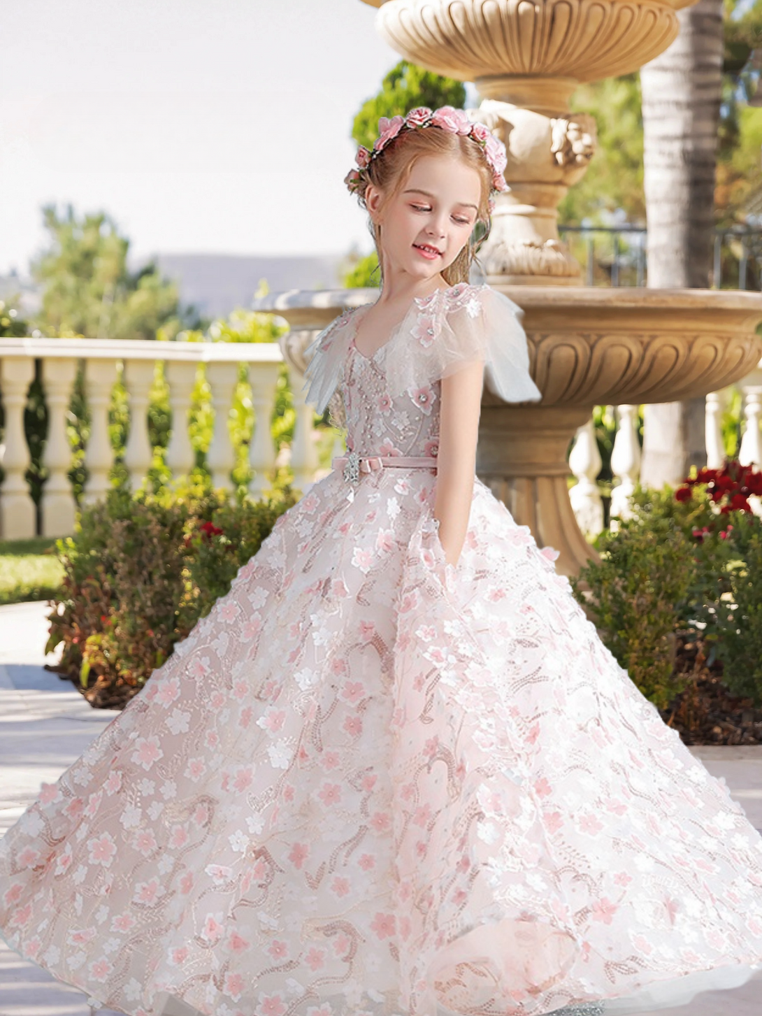 Exquisite V-Neck Flutter Straps Floor-Length Satin/Lace/Tulle Girls Birthday Dresses With Belt/Appliques/3D Flower Gidiondress