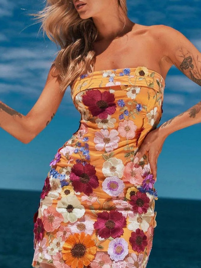 Sheath/Column Strapless Sleeveless Short/Mini Party Dance Cocktail Homecoming Dress with Embroidery BabaMila