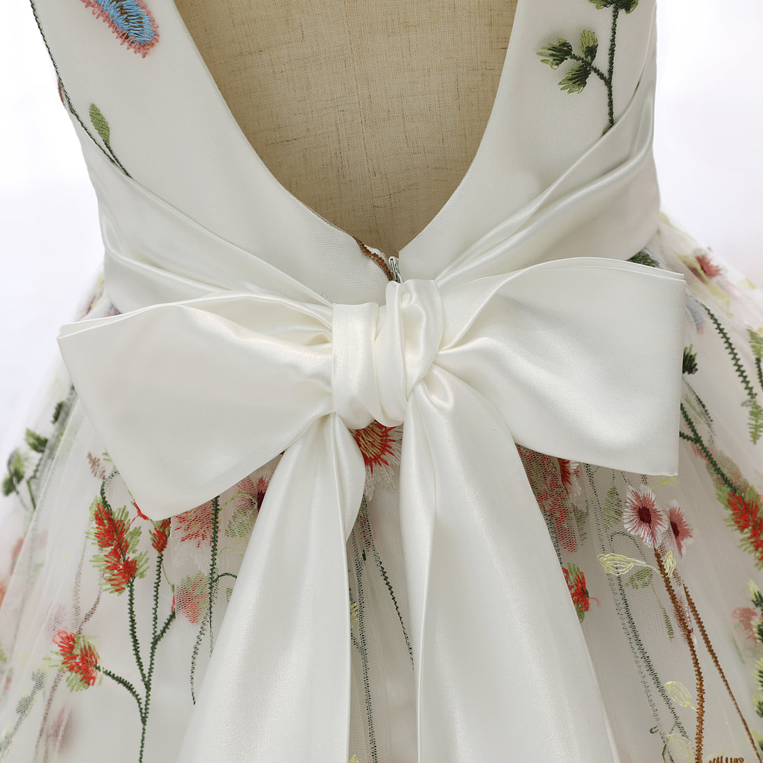 V-Neck Sleeveless Floor-Length Lace/Satin Flower Girl Dresses With Belt Gidiondress