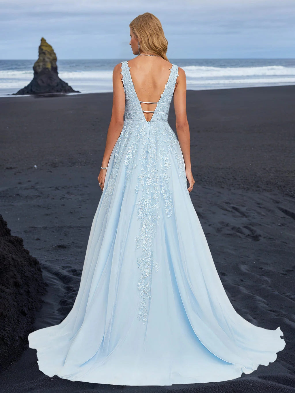 A-Line/Princess V-Neck Sleeveless Floor-Length Prom Dresses with Appliques BabaMila