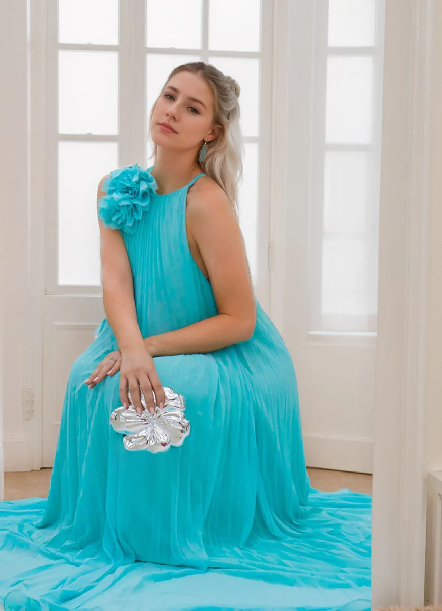 A-Line/Princess Halter Neck Sleeveless Chiffon Prom Dresses with Flower & Ruffles BabaMila