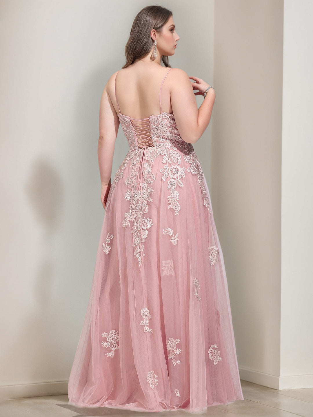 Ball Gown V-Neck Spaghetti Straps Sleeveless Floor-Length Tulle Plus Size Prom Dresses with Appliques BabaMila