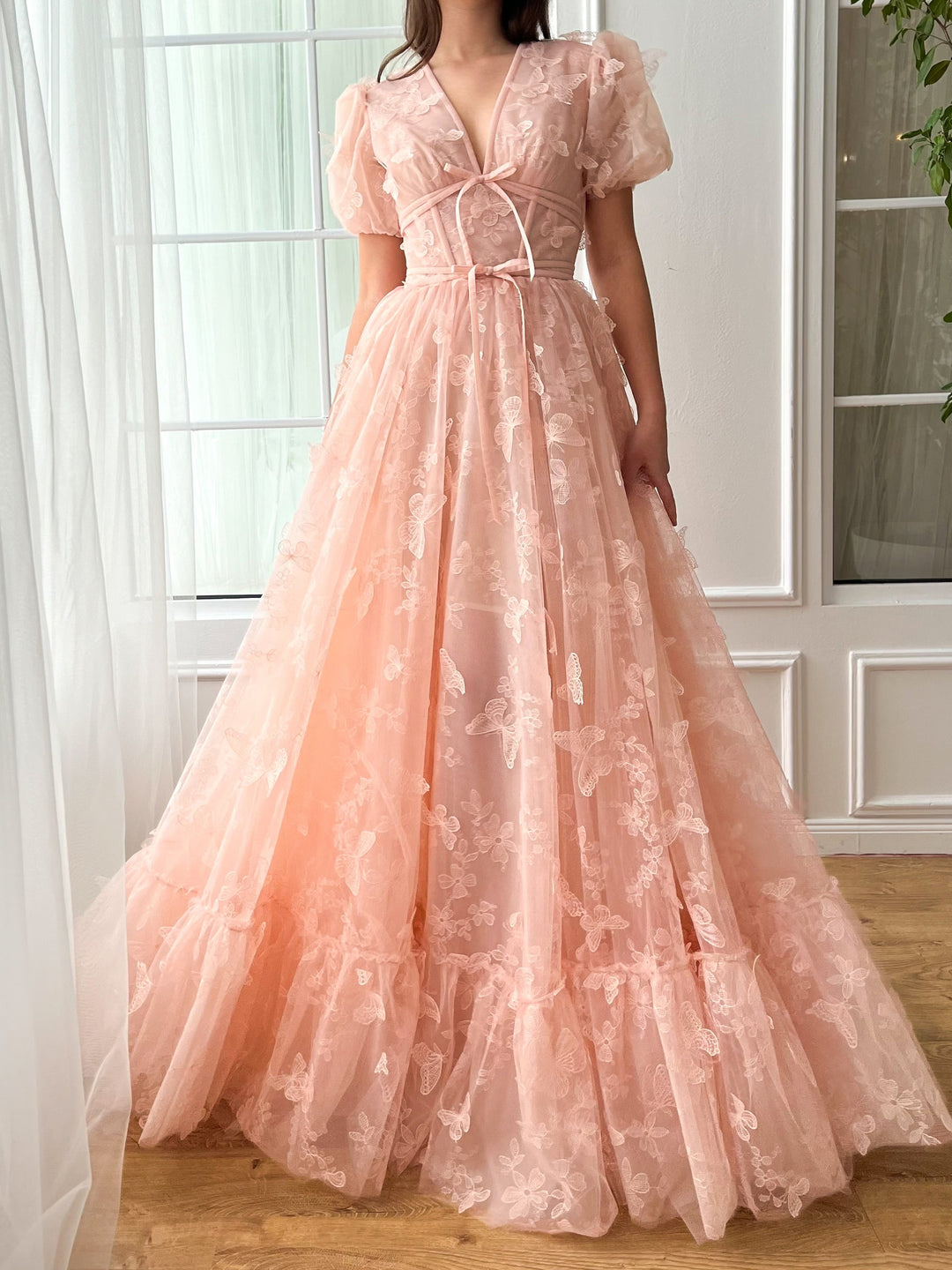 A-Line/Princess V-neck Short Sleeves Floor-length Formal Prom Dresses with Appliques/Ruffled Hem BabaMila