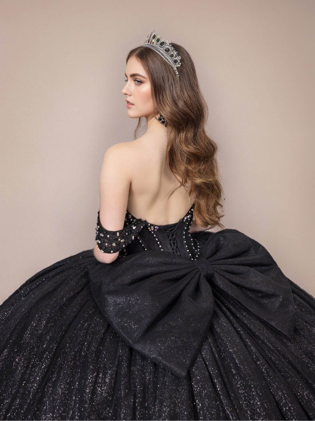 Ball Gown Off-the-Shoulder Sleeveless Court Train Tulle Long Prom Dresses with Sequins/Bow BabaMila