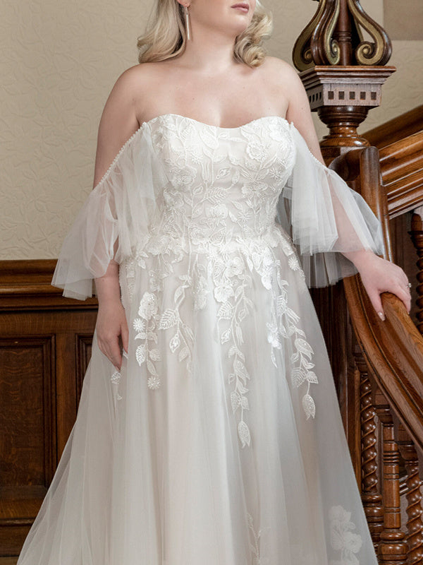 A-Line/Princess Off-the-shoulder Sweep Train Sleeveless Tulle Wedding Dresses With Appliques Lace BabaMila