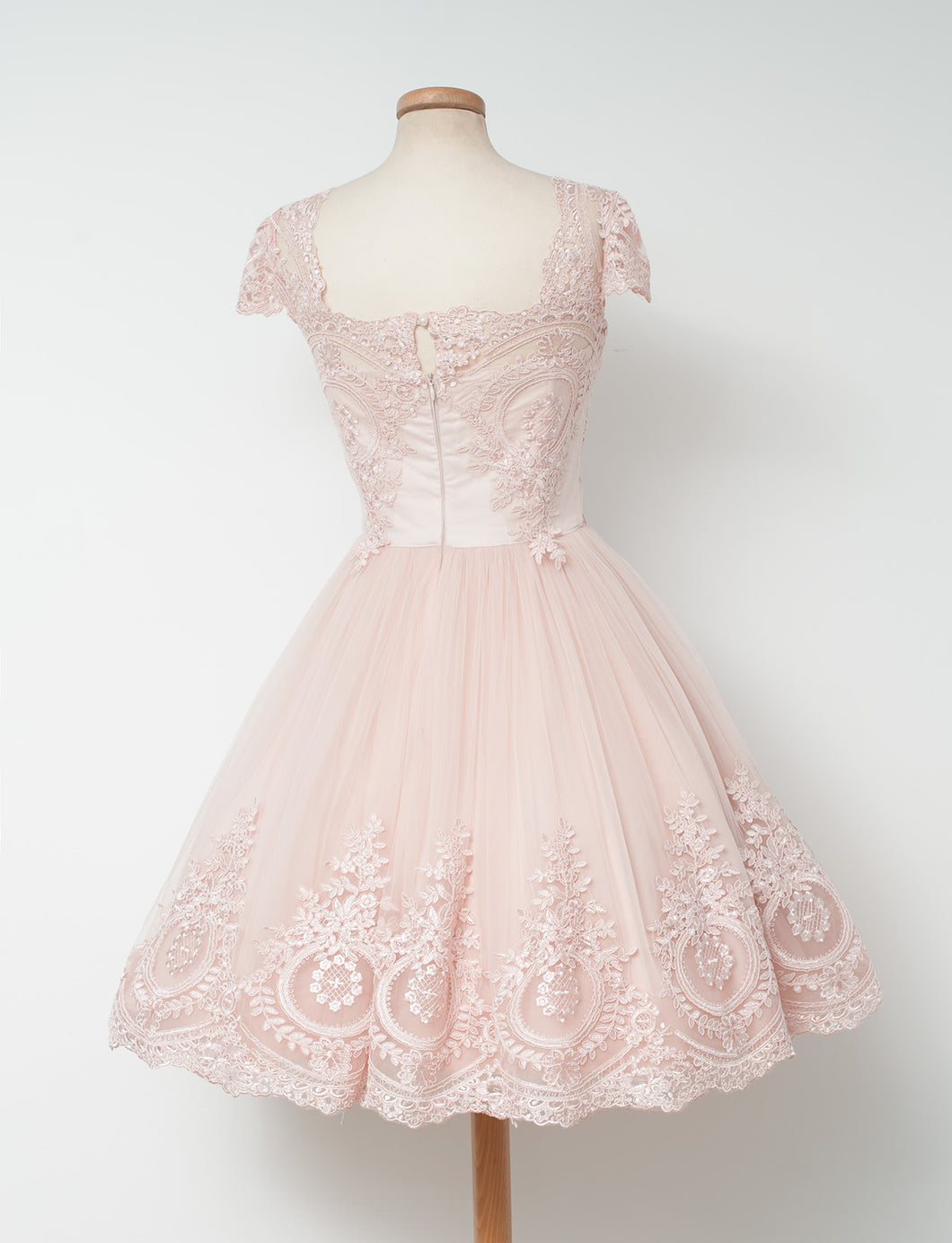 Homecoming Dress Ball Gown Lace Short Prom Dress Party Dress Homecoming Dress BabaMila