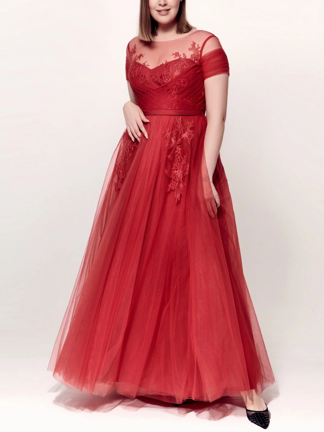 A-Line/Princess Jewel Neck Short Sleeves Ankle-Length Plus Size Prom Dress with Applique BabaMila