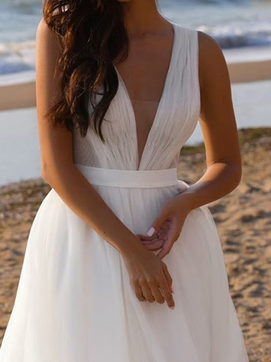 A-Line/Princess Deep V-Neck Floor-Length Tulle Wedding Dress BabaMila