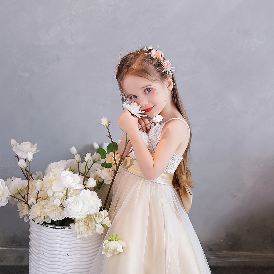 Girls Birthday Dresses Square Neck Spaghetti Straps Lace/Tulle/Satin Tea-Length Flower Girl Dresses/Party Dresses With Belt/Bow Gidiondress