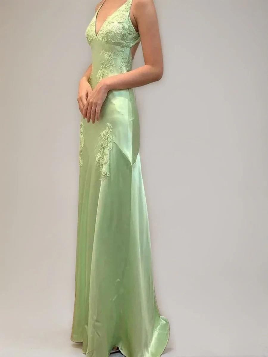 Sheath/Column Spaghetti Straps Backless Sleeveless Prom Dresses with Appliques & Self-tie BabaMila