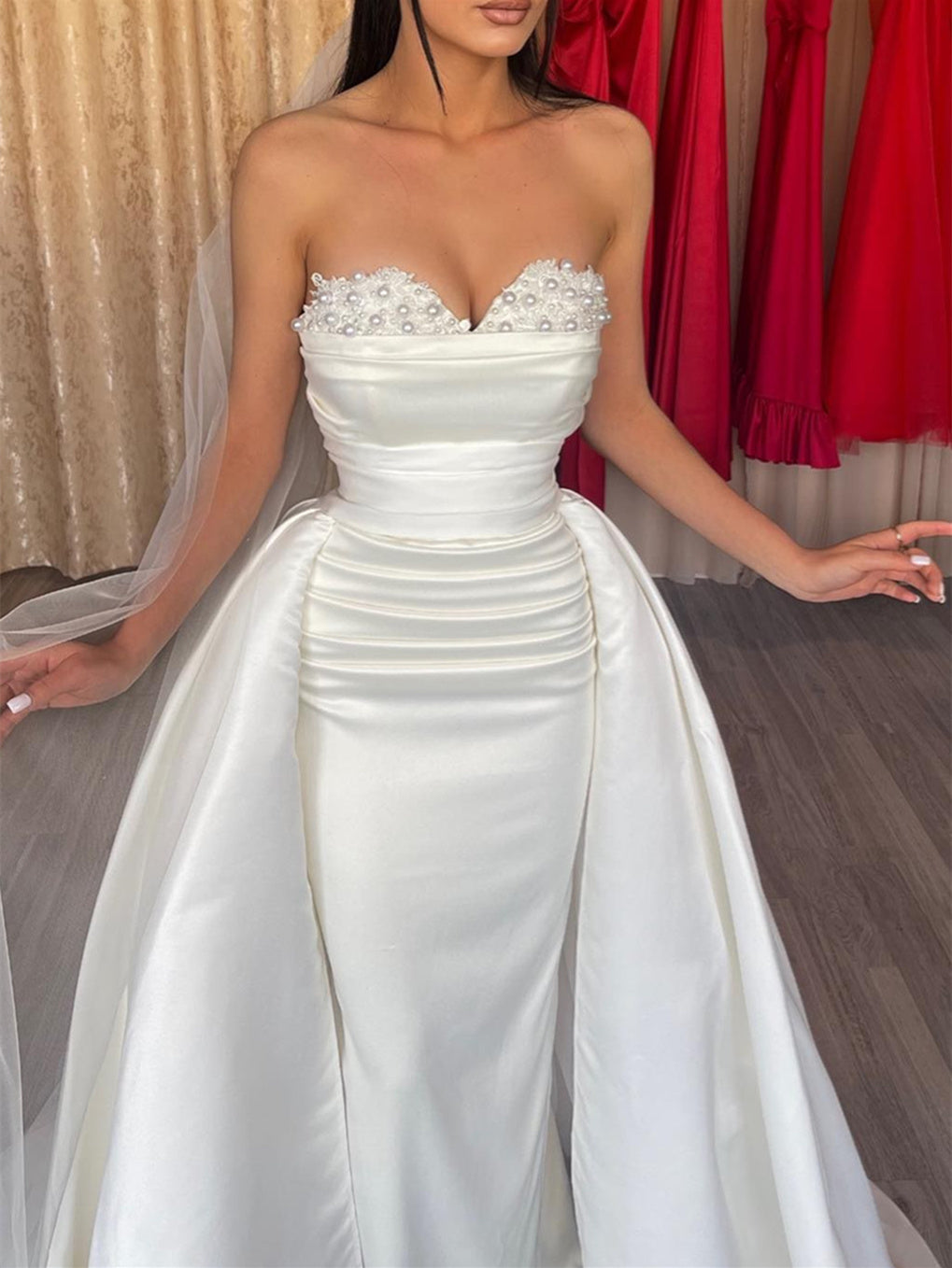 Sheath/Column Strapless Floor-length Wedding Dress With Appliques/Pearl BabaMila
