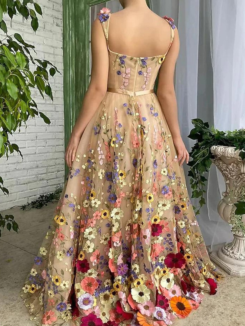 A-Line/Princess Sweetheart Spaghetti Straps Floral Long Prom Dresses With Appliques/Embroidery/Ribbon BabaMila