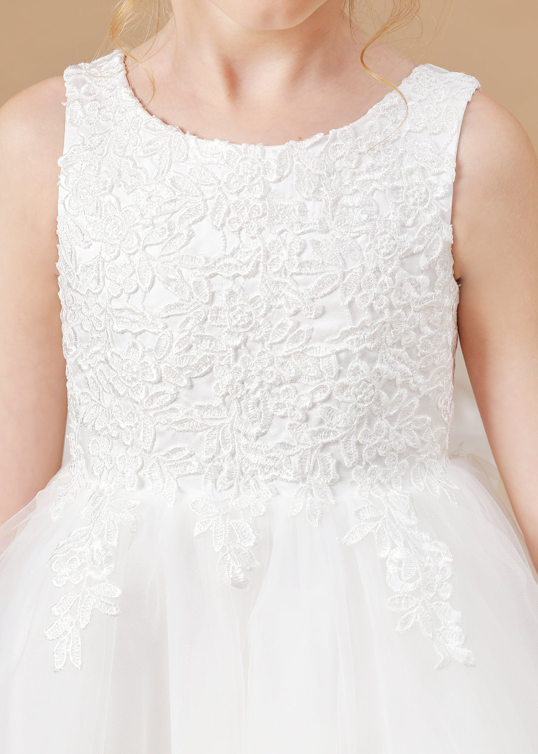 Scoop Neck Sleeveless Satin/Lace/Tulle Ivory Floor-Length Flower Girl Dresses/First Communion Dress With Appliques/Bow Gidiondress