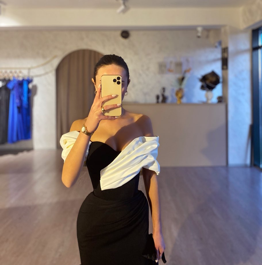 A-Line/Princess Asymmetrical Off-the-shoulder Floor-length Long Formal Evening Dresses with Split Side/Pleated BabaMila