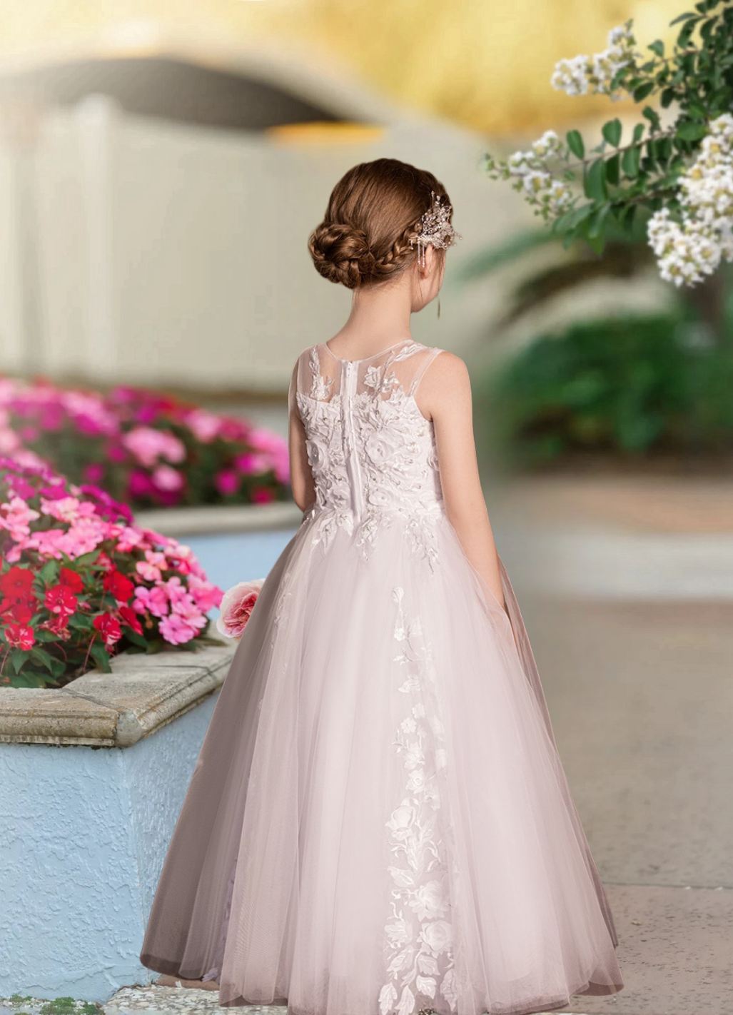 First Communion Dresses Ball Gown Scoop Neck Sleeveless Floor-Length Lace/Tulle Flower Girl Dresses With Appliques Girls Gidiondress