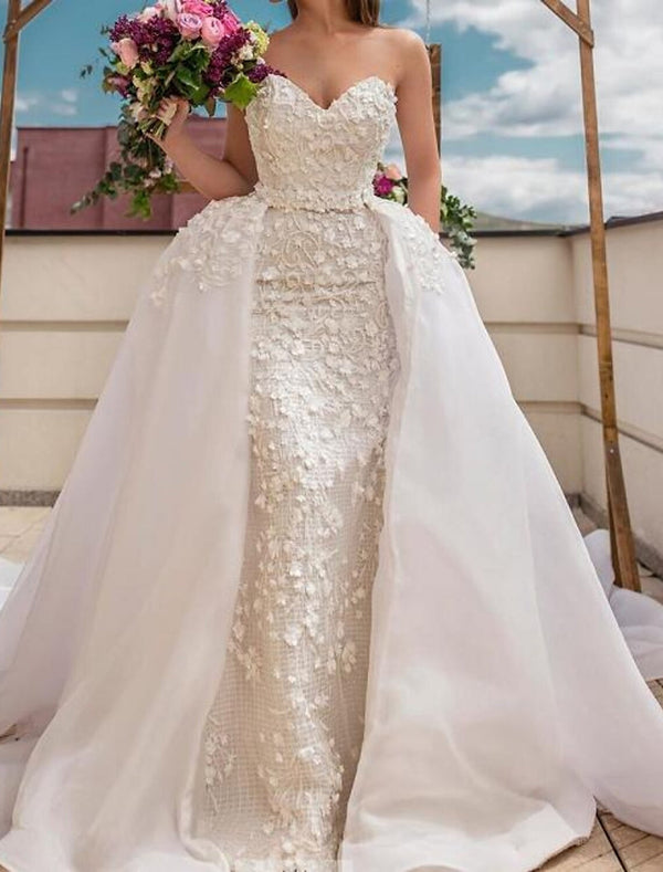 Ball Gown Strapless Floor-length Lace Wedding Dress BabaMila