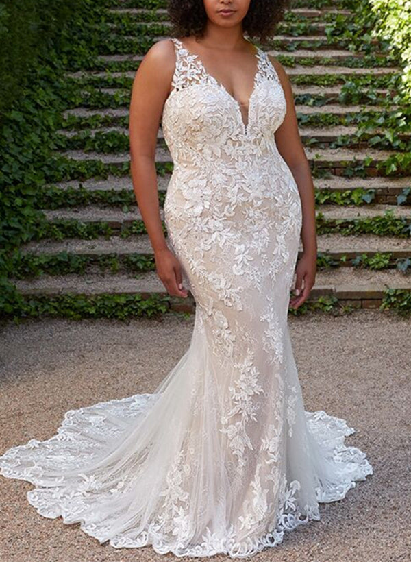 Trumpet/Mermaid V-Neck Plus Size Lace Wedding Dress with Applique BabaMila