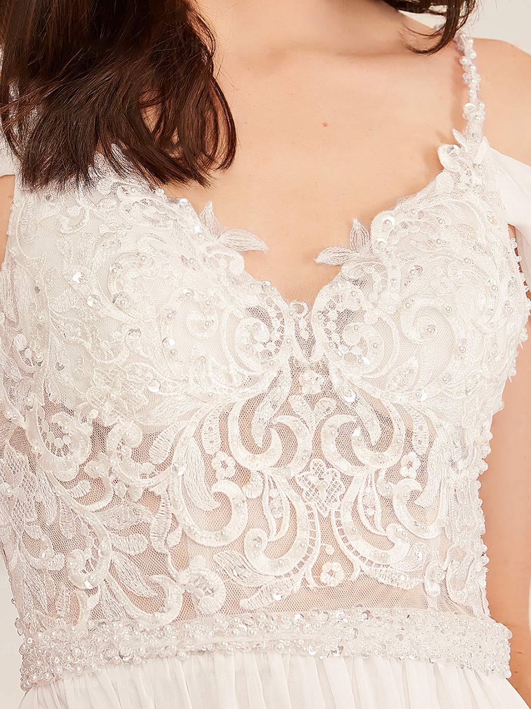 A-Line/Princess Spaghetti Straps V-Neck Sleeveless Wedding Dresses with Appliques & Sequins BabaMila