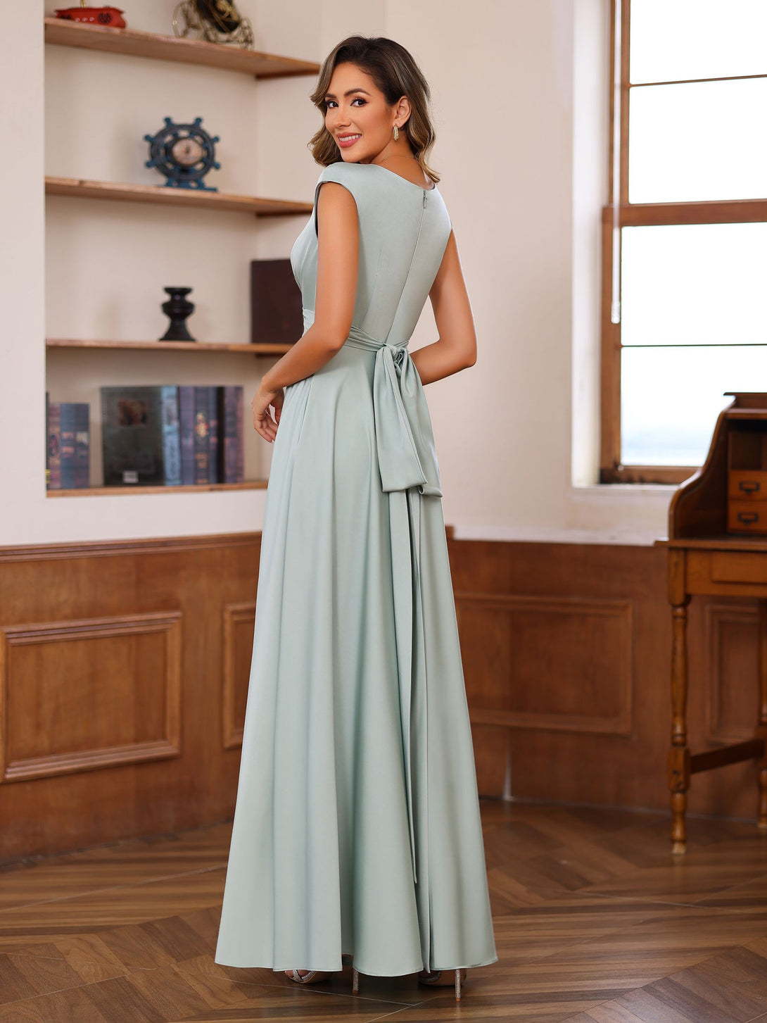 A-Line/Princess Scoop Neck Short Sleeves Floor-Length Mother Of The Bride Dresses With Ruffles BabaMila