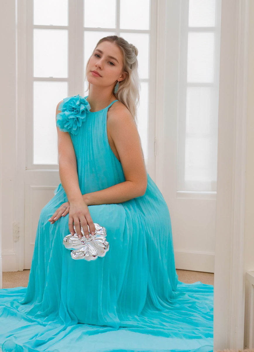 A-Line/Princess Halter Neck Sleeveless Chiffon Prom Dresses with Flower/Ruffles BabaMila