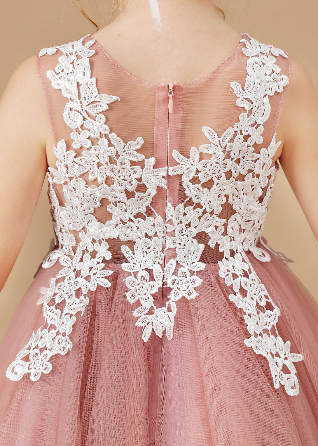 Sleeveless Scoop Neck Knee-Length Tulle Flower Girl Dresses/Girls Birthday Dresses With Appliques Gidiondress