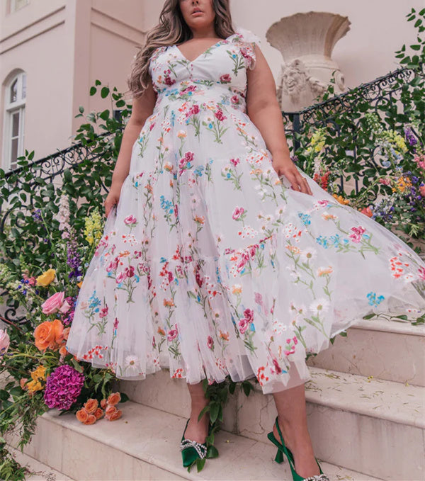 A-Line/Princess V-Neck Sleeveless Floral Formal Plus Size Party Dresses With Flowers BabaMila