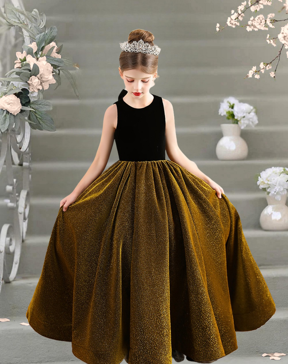 Scoop Neck Sleeveless Court Train Satin/sequin Ball Gown/Princess With Bow Girls Gidiondress