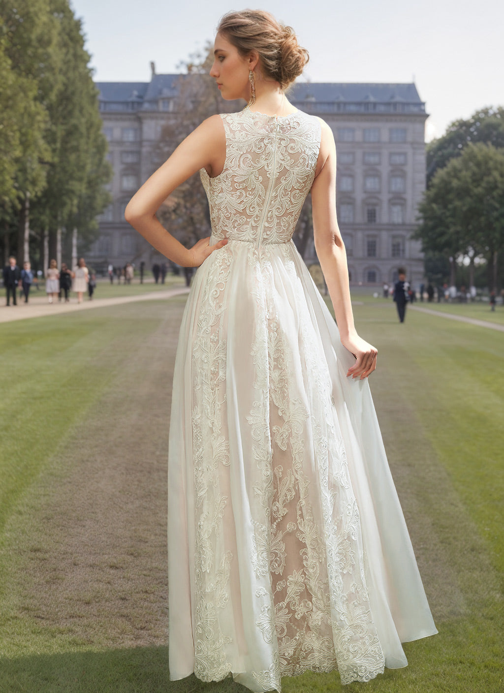 A-Line/Princess Scoop Neck Sleeveless Floor-length Tulle Wedding Dress with Appliques & Lace BabaMila