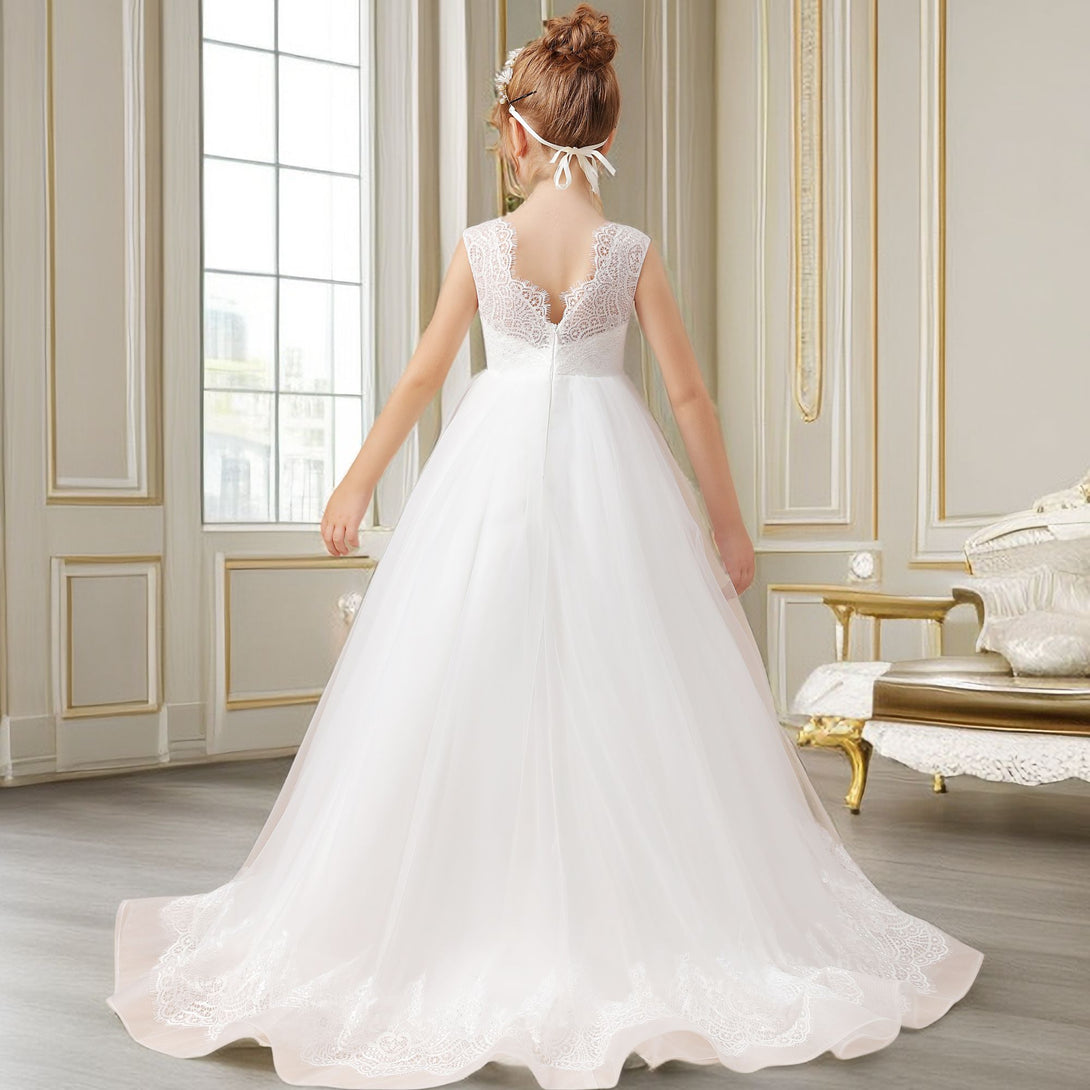 Ball Gown Sleeveless Scoop Neck Floor-Length Ivory Court Train Lace/Tulle/Satin Flower Girl Dresses/First Communion Dress With Applique Gidiondress