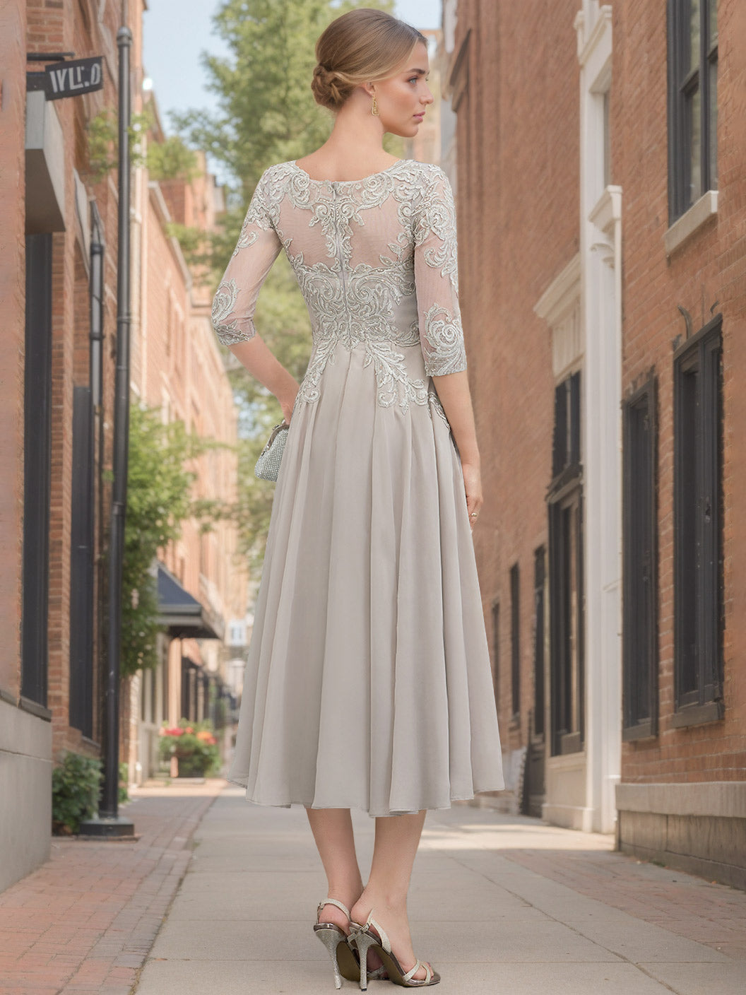 A-Line/Princess Scoop Neck Half Sleeves Tea-Length Mother Of The Bride Dresses With Appliques & Lace BabaMila