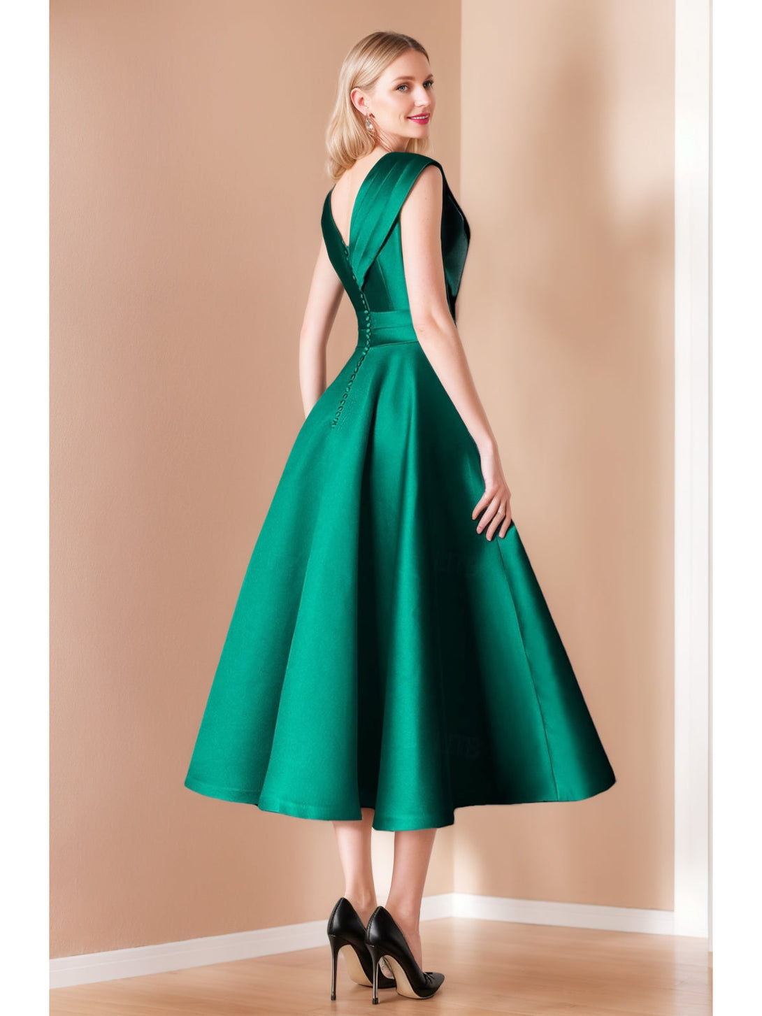 A-Line V-Neck Sleeveless Elegant Pleated Mother Of The Bride & Groom Dresses With Bow Belt & Pocket BabaMila