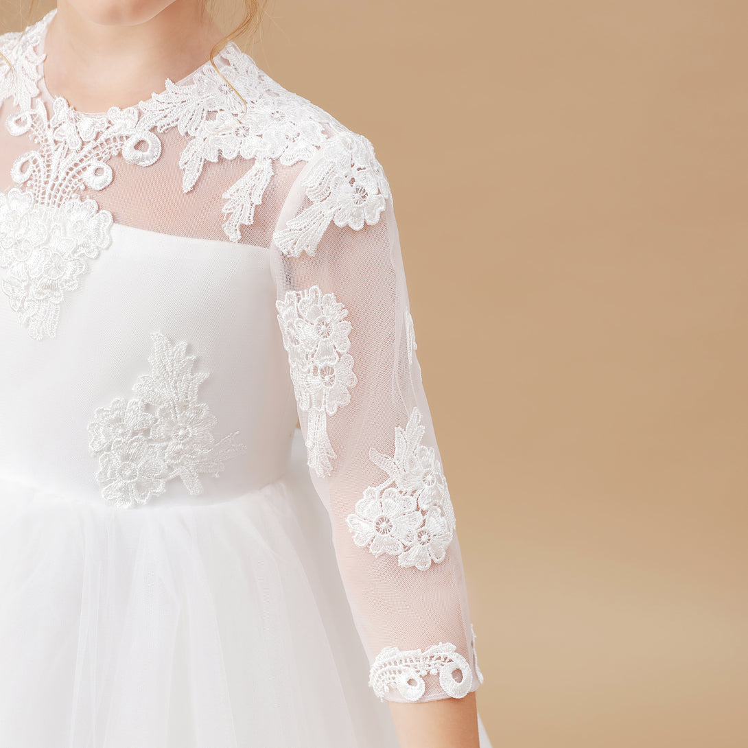 Ball Gown 3/4 Sleeve Scoop Neck Floor-Length Lace/Tulle Flower Girl Dresses/First Communion Dress With Appliques Girls Gidiondress