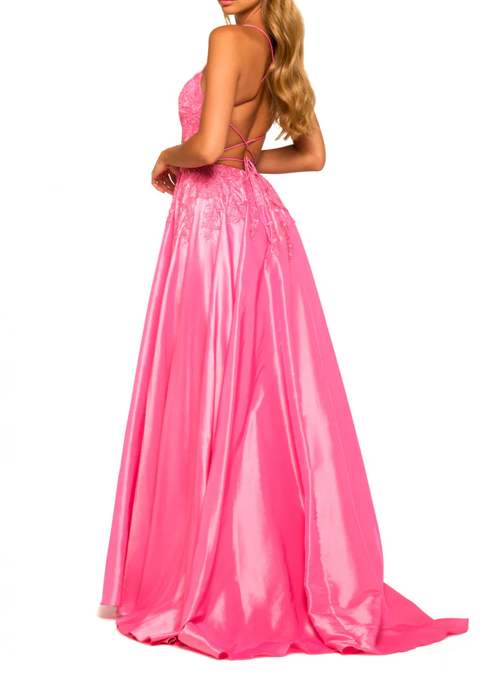 A-Line/Princess Spaghetti Straps Floor-length Prom Dresses With Appliques BabaMila