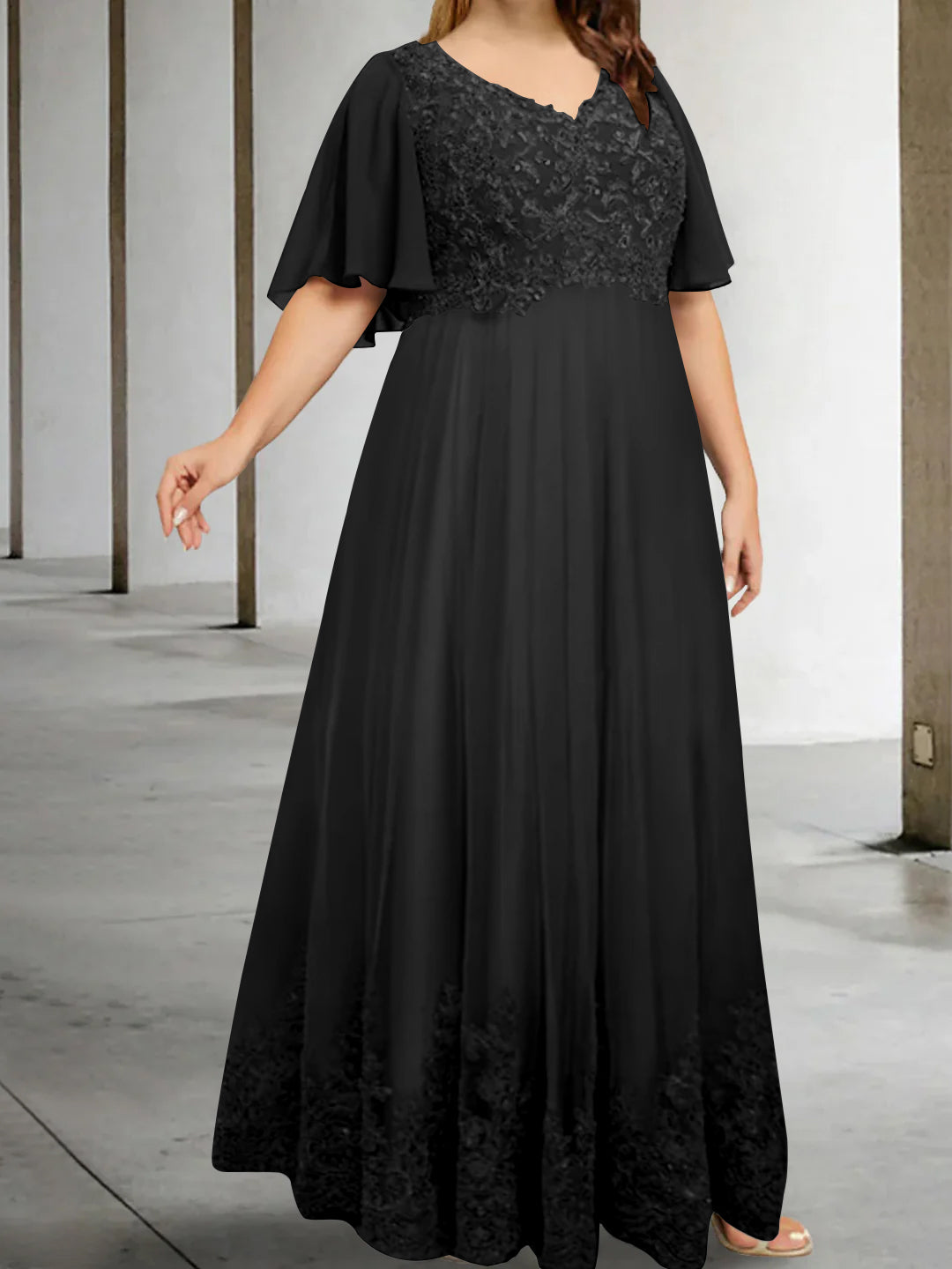 A-Line/Princess V-Neck Half Sleeves Floor-Length Plus Size Mother Of The Bride Dresses With Appliques BabaMila