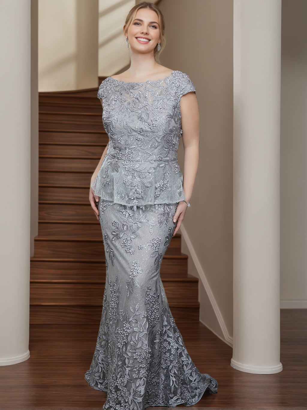 Scoop Neck Short Sleeves Floor-Length Plus Size Mother Of The Bride Dresses With Appliques BabaMila
