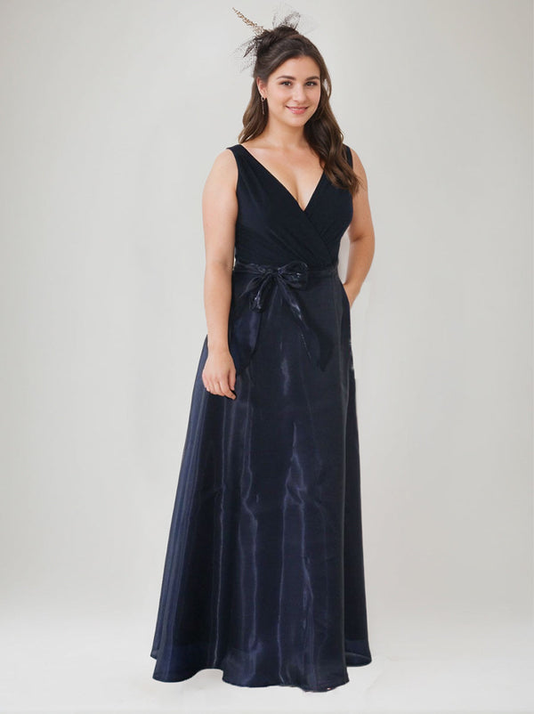A-Line/Princess V-Neck Sleeveless Floor-Length Plus Size Mother Of The Bride Dresses With Bow BabaMila