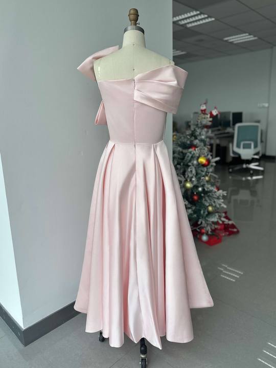 A-Line/Princess One-Shoulder 3/4 Length Sleeves Floor-Length Mother Of The Bride Dresses BabaMila