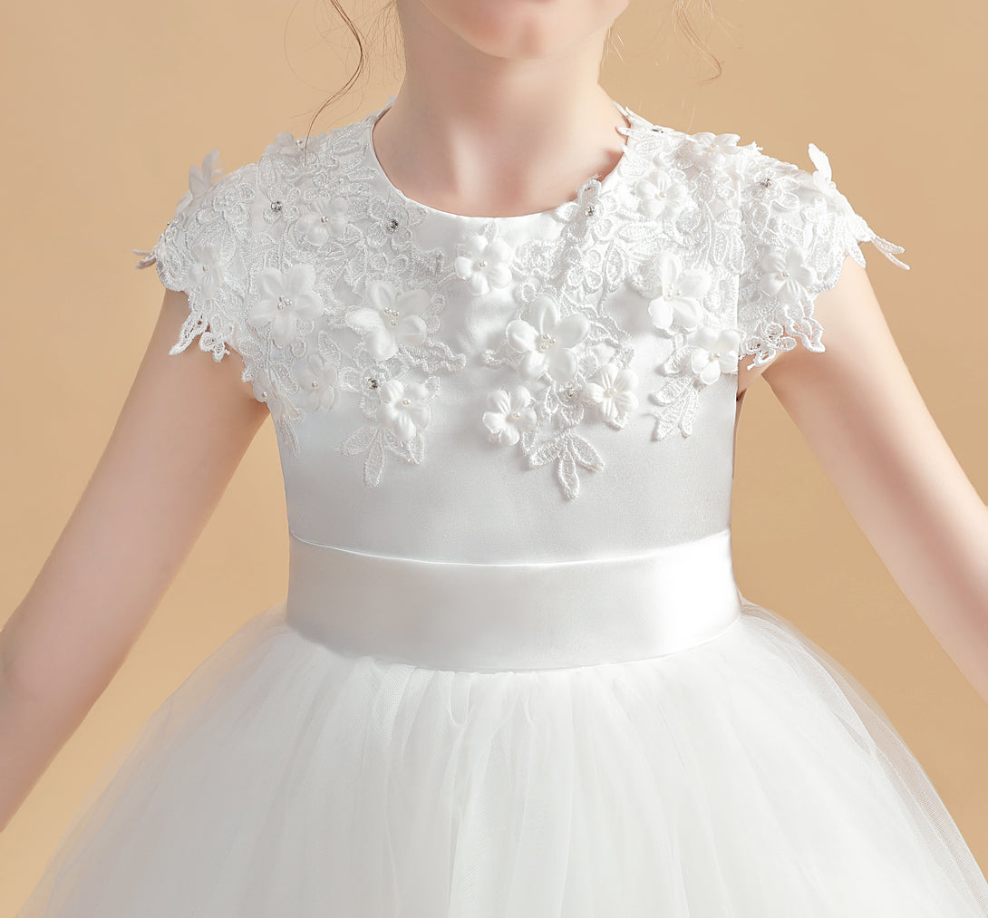 Ball Gown/Princess Cap Sleeve Scoop Neck Floor-Length Tulle/Satin/Lace Flower Girl Dresses/First Communion Dress With 3D Flower/Appliques Gidiondress