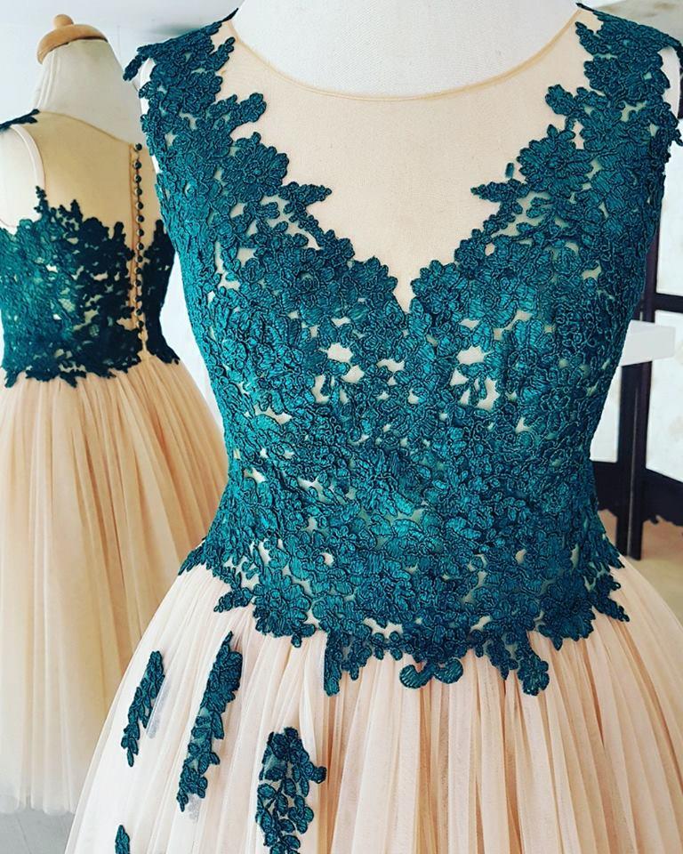 Chic Homecoming Dresses A-line Appliques Tulle Short Prom Dress Simple Party Dress Homecoming Dress BabaMila
