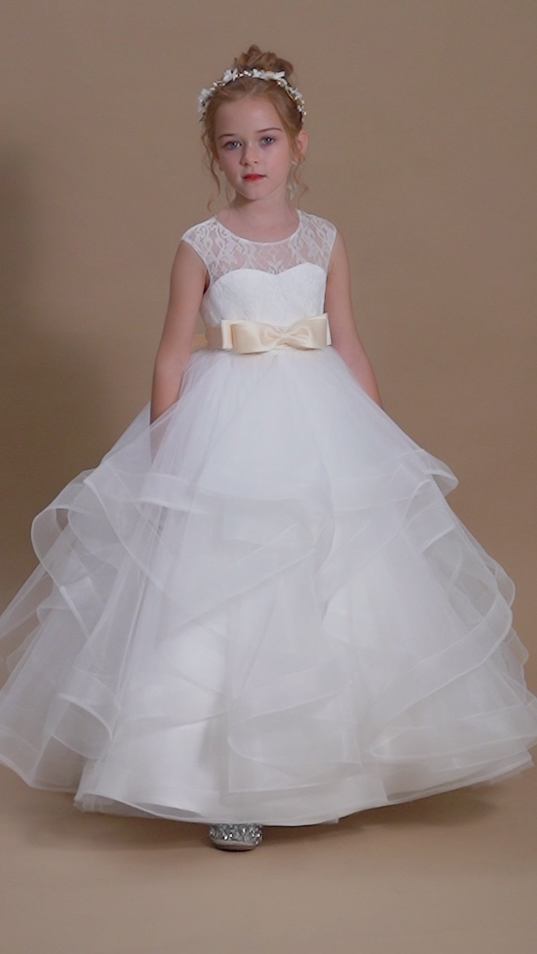 Ball Gown Sleeveless Scoop Neck Floor-Length Satin/Lace/Tulle Flower Girl Dresses/First Communion Dress With Bow/Belt Girls Gidiondress